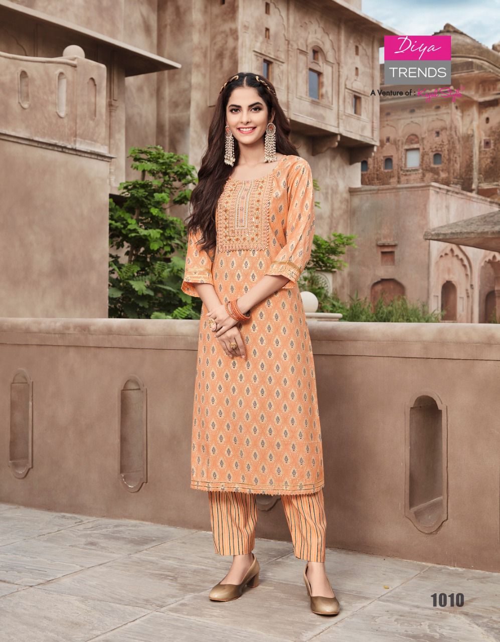 Goldy 1 Fancy Latest Designer Ethnic Wear Foil Print Kurti With Bottom Collection